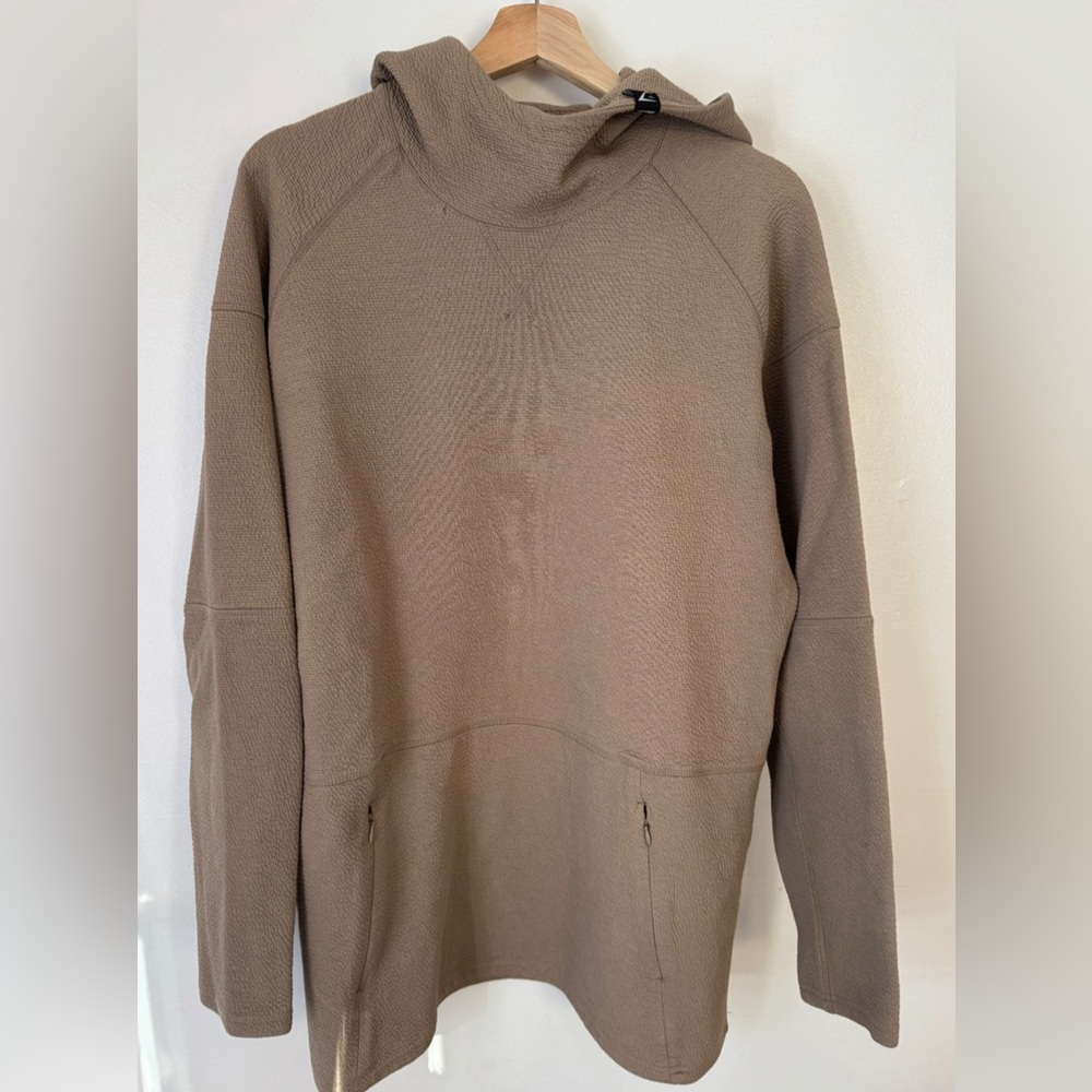Men's Gymshark Tan Sweatshirt